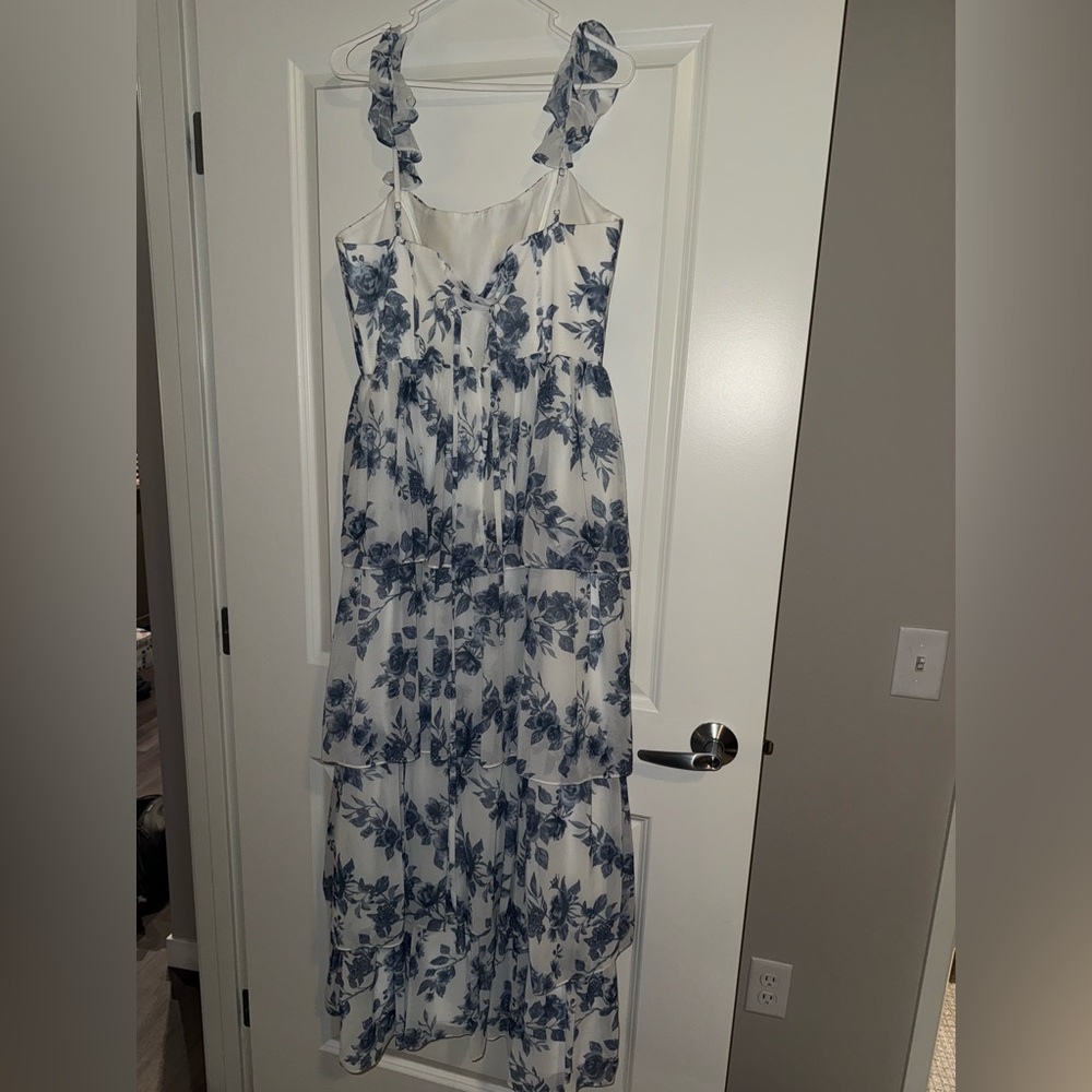 Revelry White and Blue Floral Dress - Picture 4 of 8